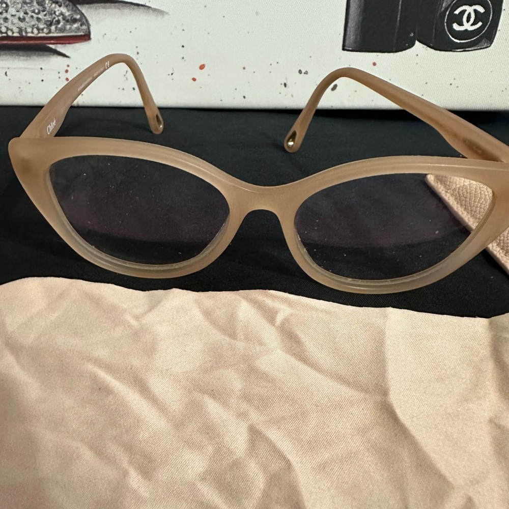 Light pink Chloe glasses EUC